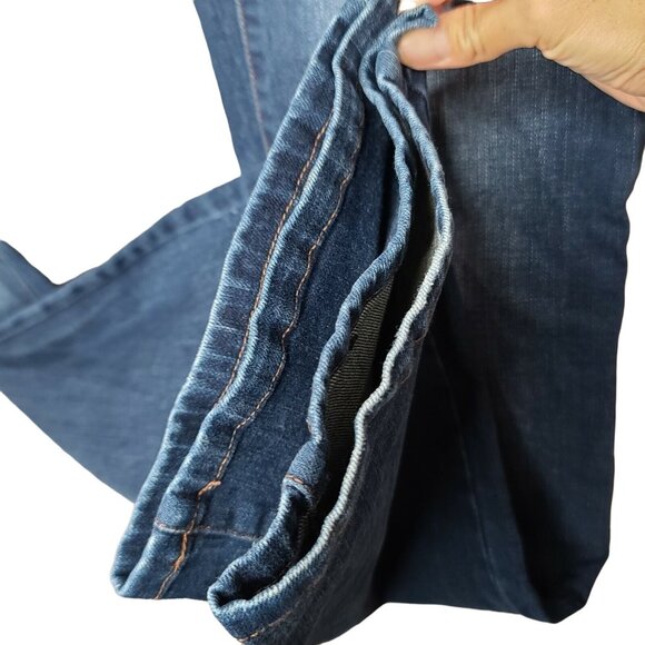 Armani Exchange AX Jeans Women Size 4 Long Medium Wash Blue Denim Bootcut Casual - Picture 11 of 12